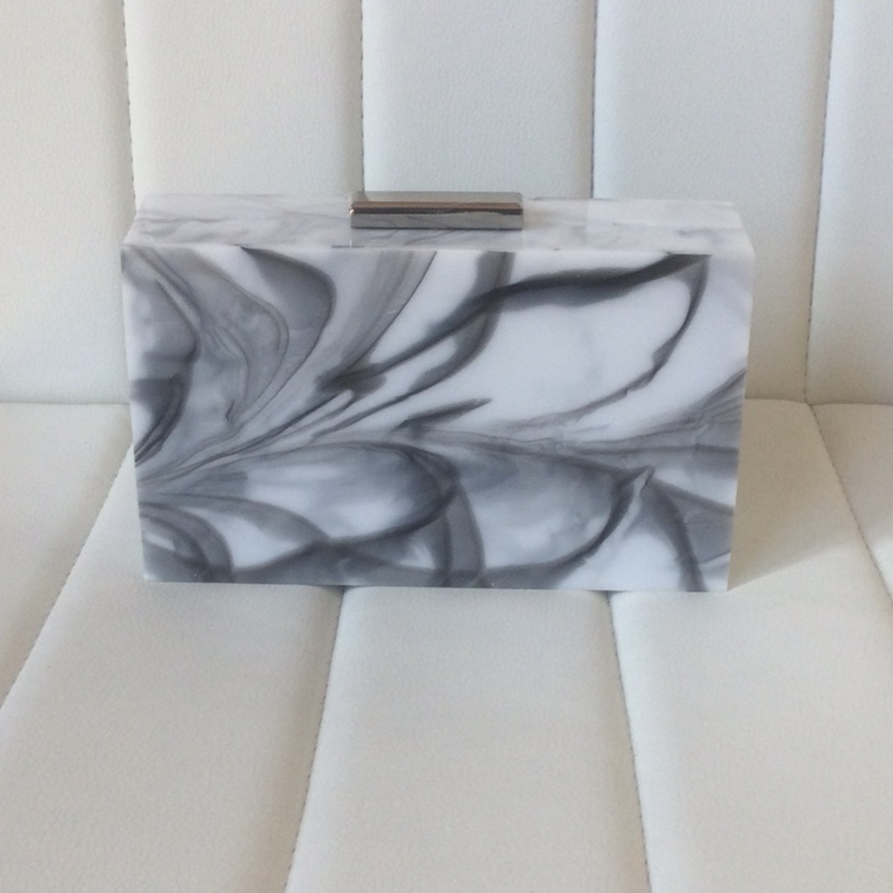 NWT Beautiful Acrylic Marble Pattern Clutch Evening Bag Casual Purse With Chain
